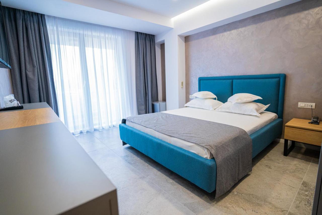 Hotel Prestige Mamaia Exterior photo